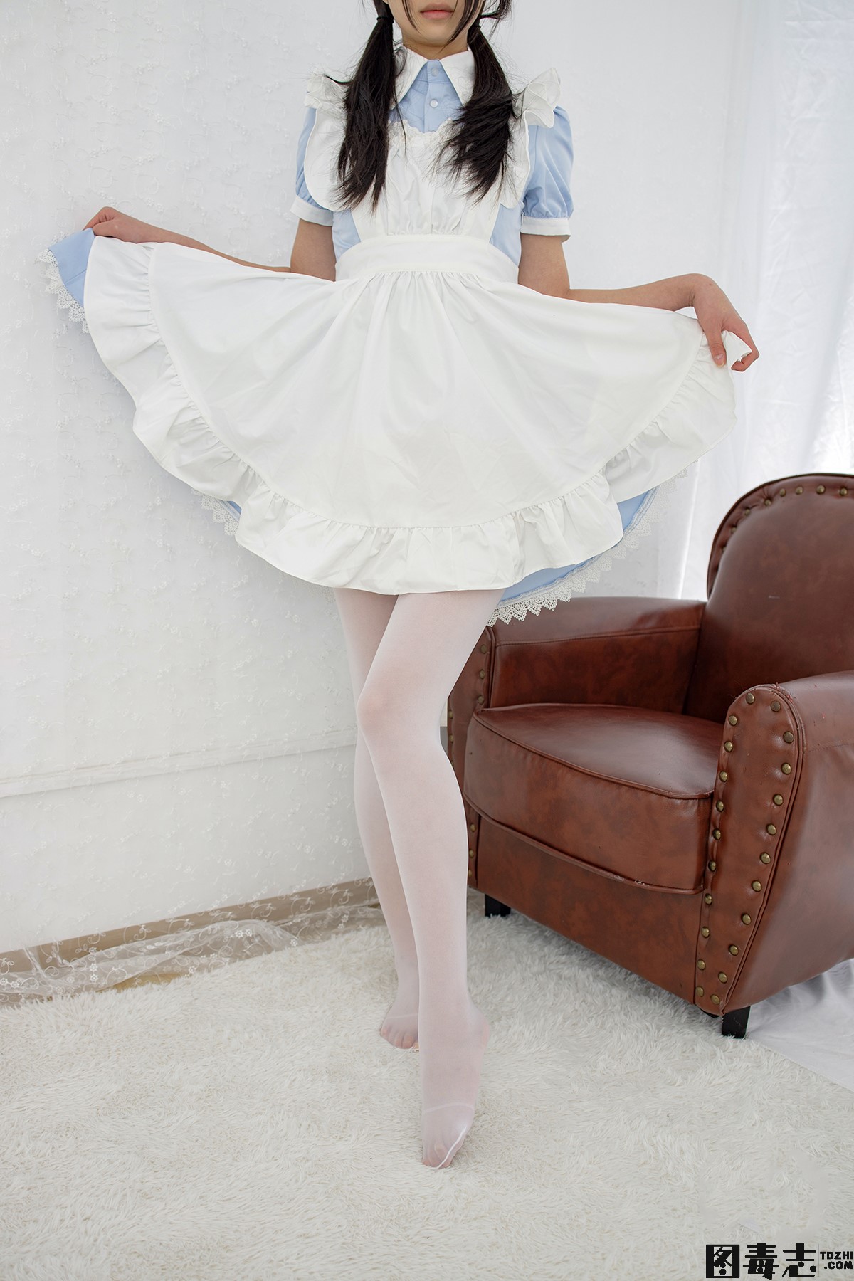 [森萝财团] 有料016 吸吸 白丝小女仆