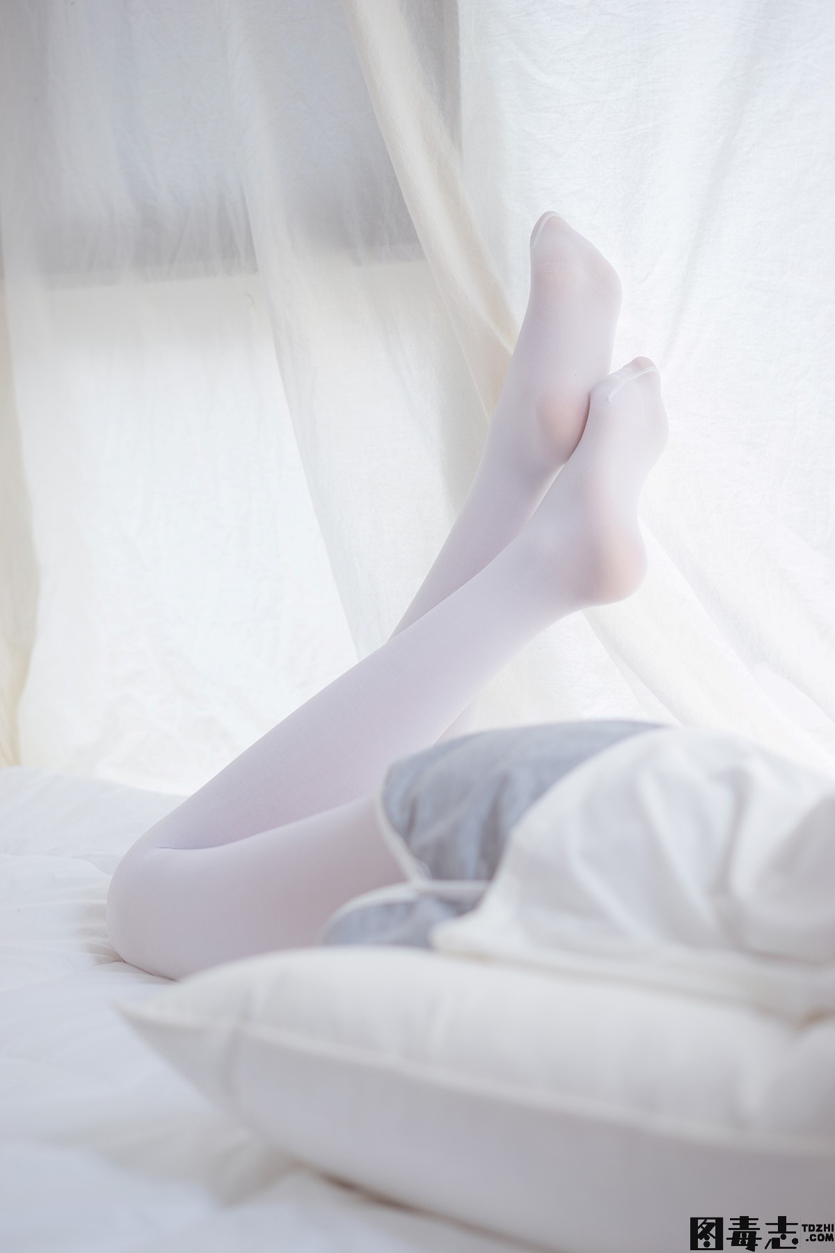 [喵写真] R15-011 白丝萝莉