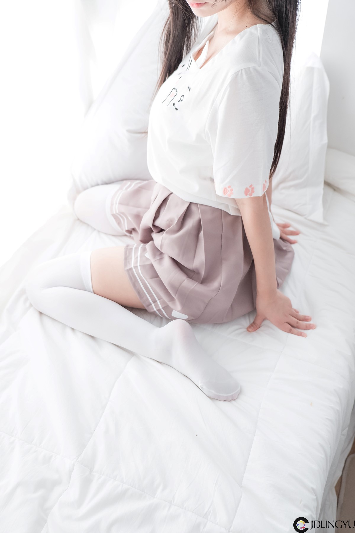 [喵写真] R15-002 粉红小妹妹的白丝