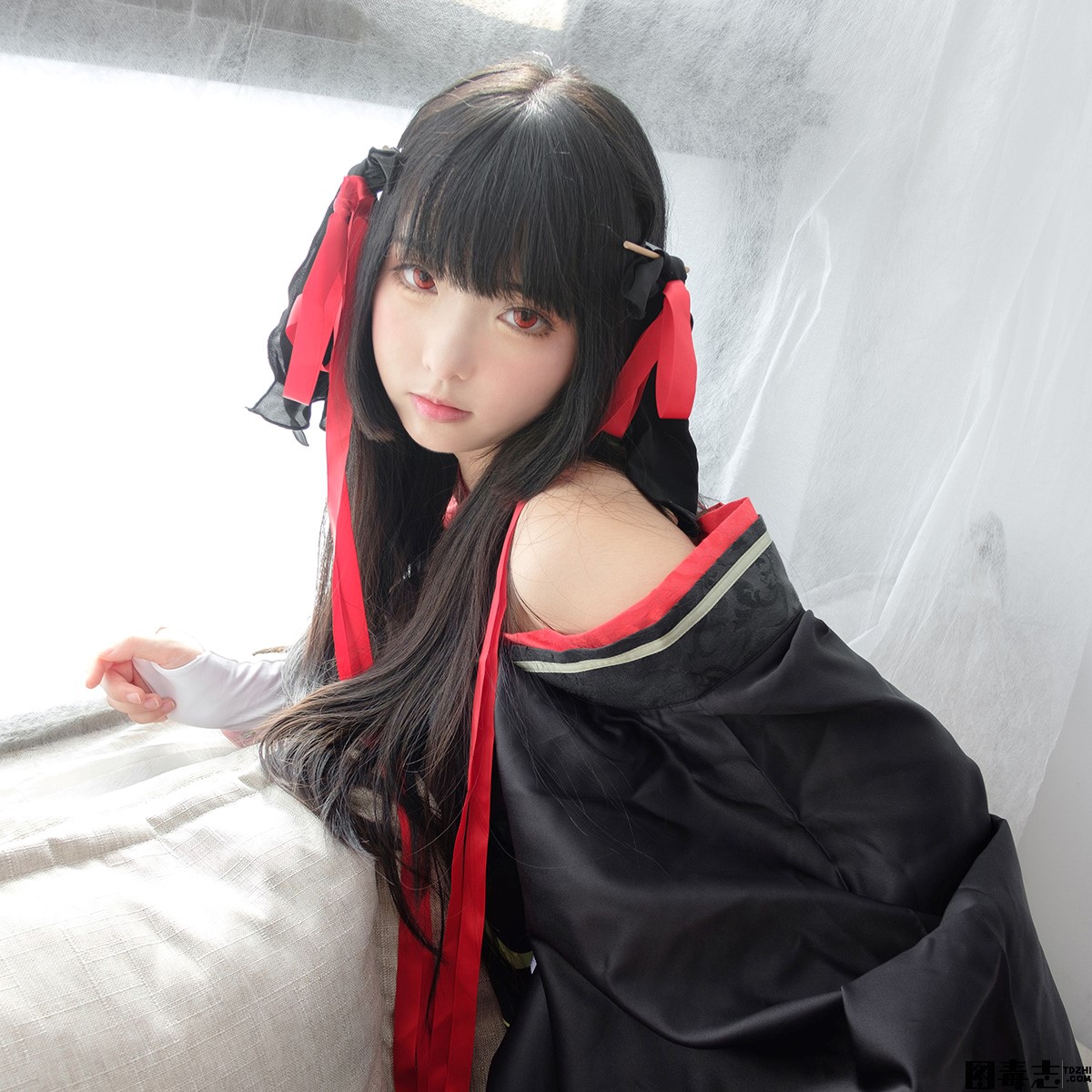 [森萝财团] 爱花写真 ALPHA-004 夜夜白丝连裤袜