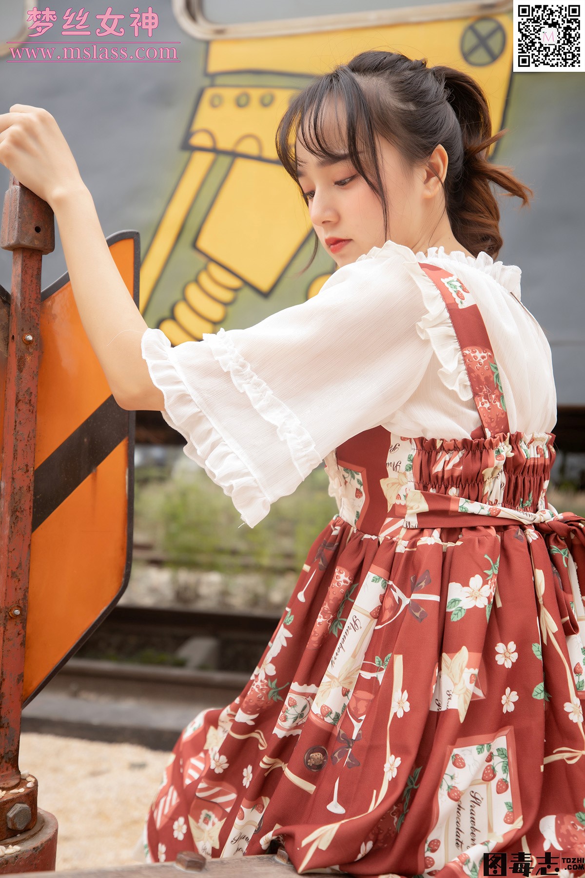 [MSLASS梦丝女神] 2019.10.27 玥玥《白色洛丽塔》