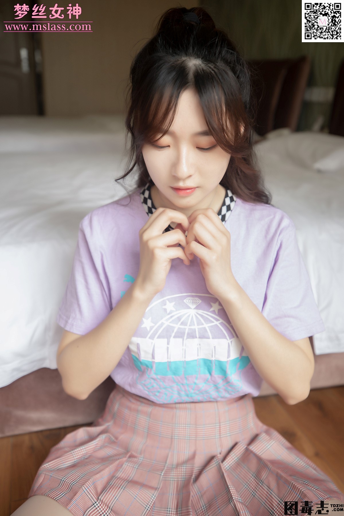 [MSLASS梦丝女神] 2019.11.05 刘佳《笔直的丝袜腿》