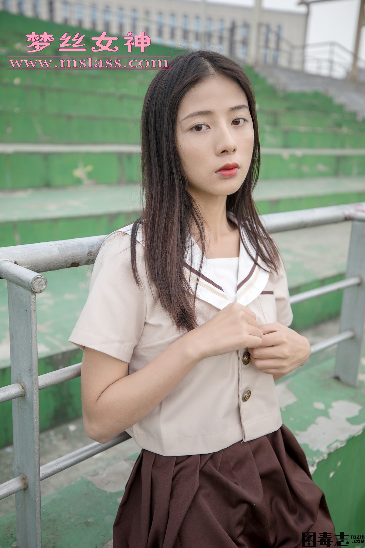 [MSLASS梦丝女神] 2019.05.02 雪馨《学院的JK黑丝袜》