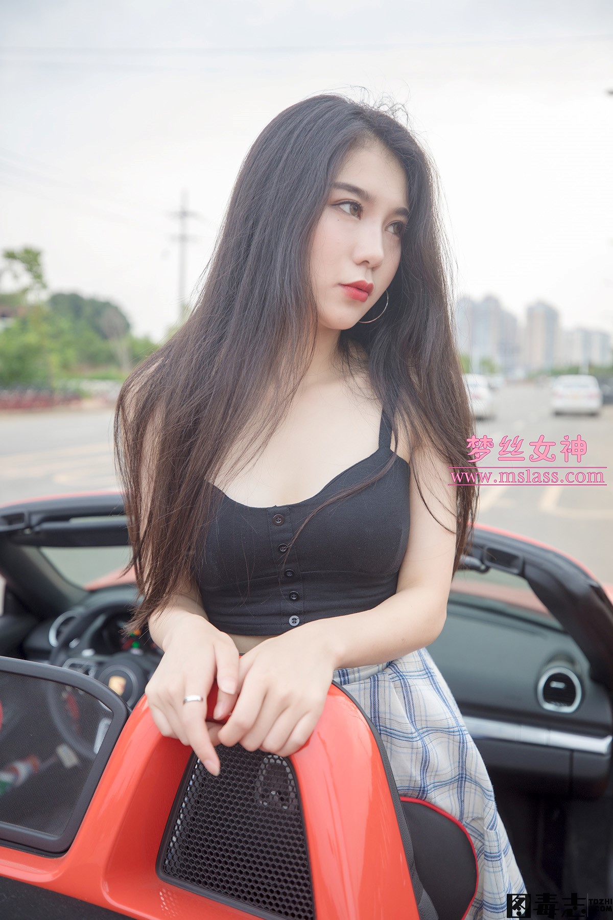 [MSLASS梦丝女神] 2019.05.26 苏安希《跑车丝袜女神》