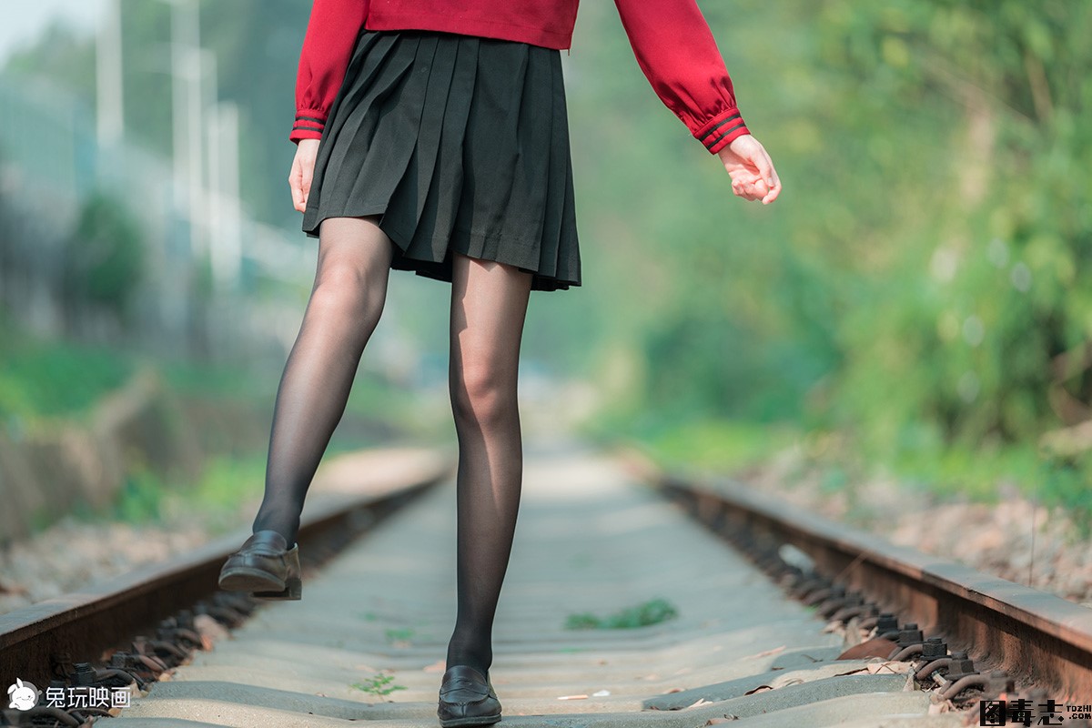 [兔玩映画] 奔跑的红色JK