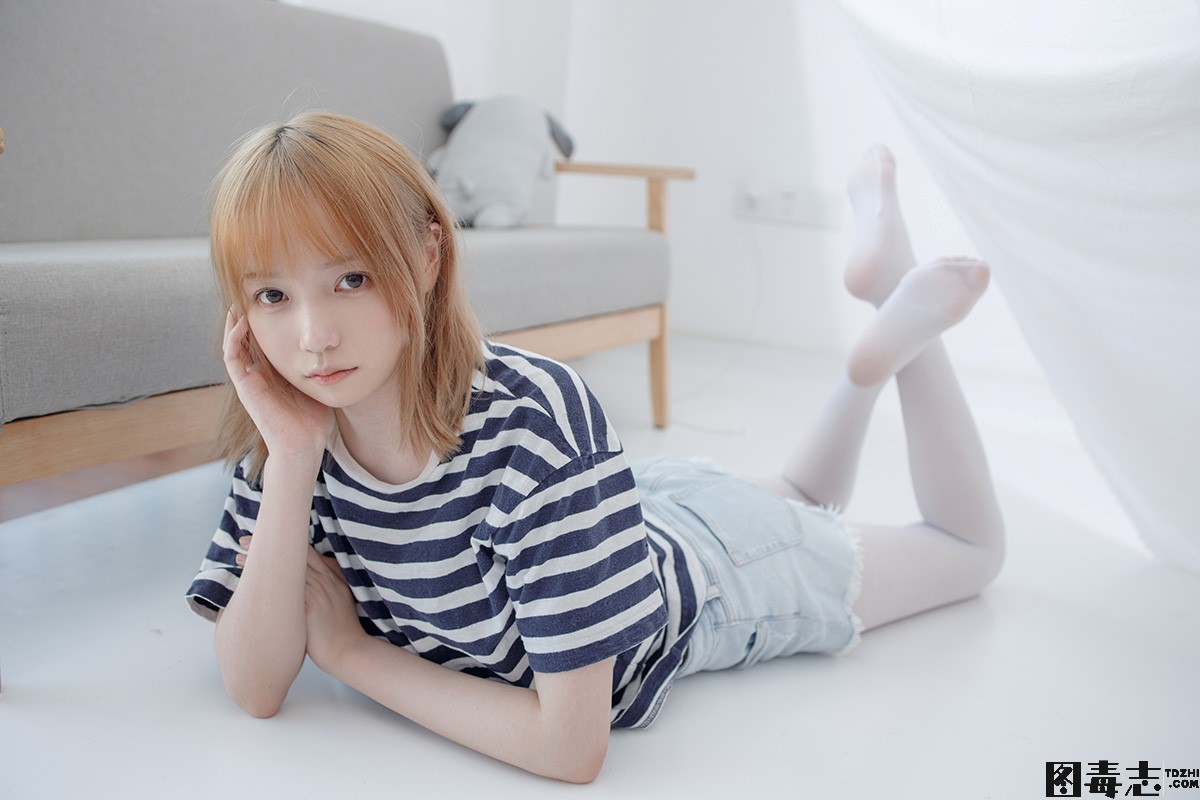 [森萝财团] JKFUN-020 Aika 80D白丝