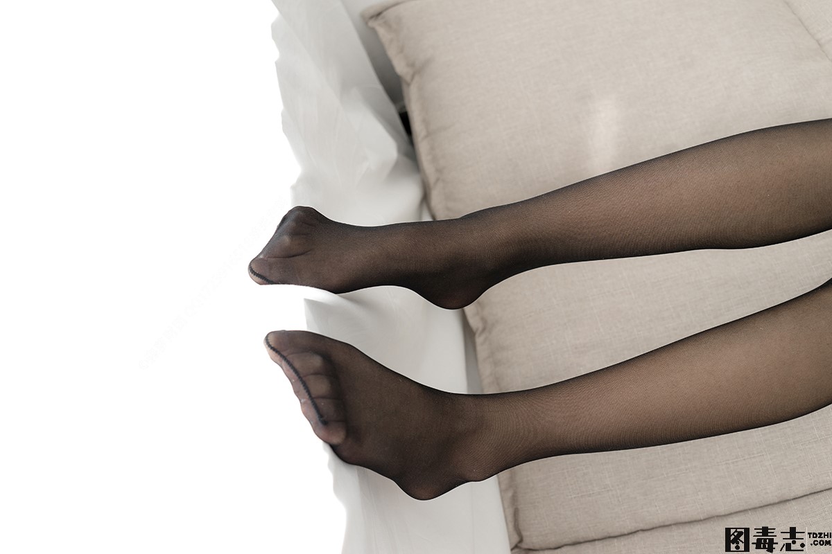 [森萝财团] BETA-038 黑丝亮皮连衣超短裙