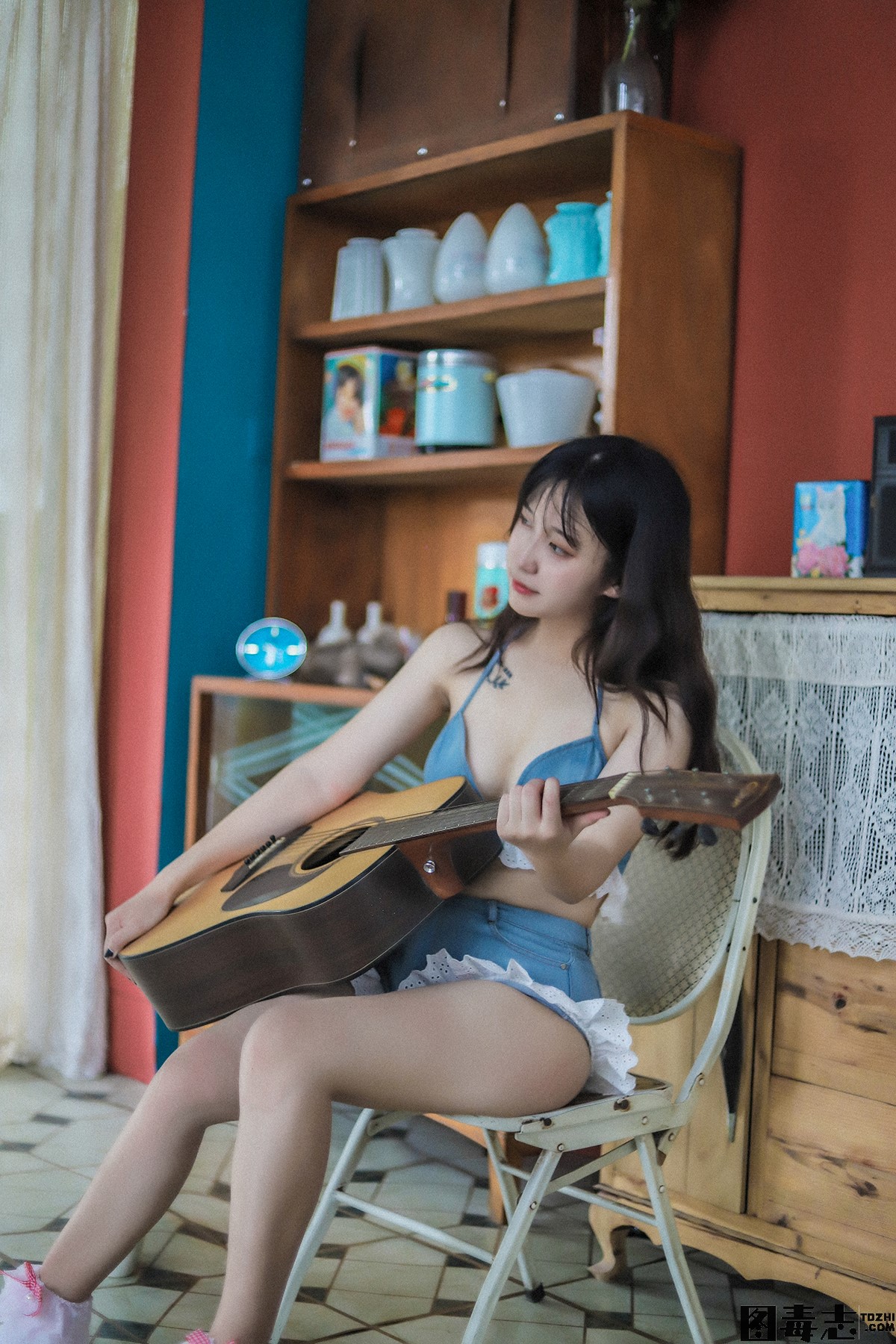 [奇行家狗崽] 桃子听蝉