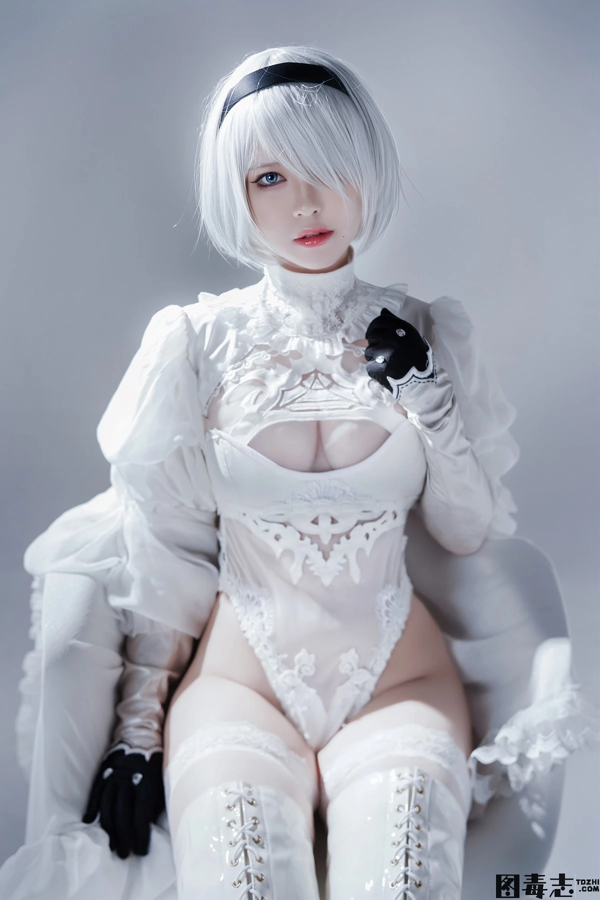 [半半子] NO.26 Automataヨルハ二号B型 白いドレス