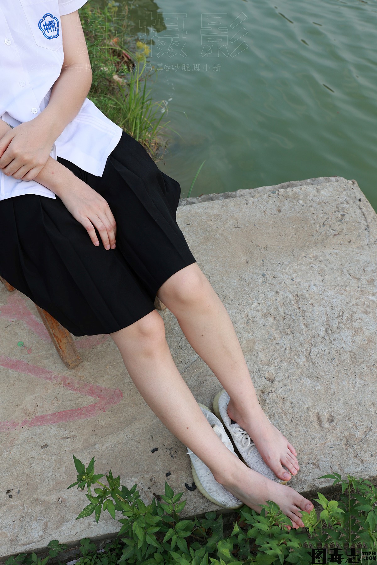 [见新摄影] No.011 校园少女风 椰子鞋 潇潇