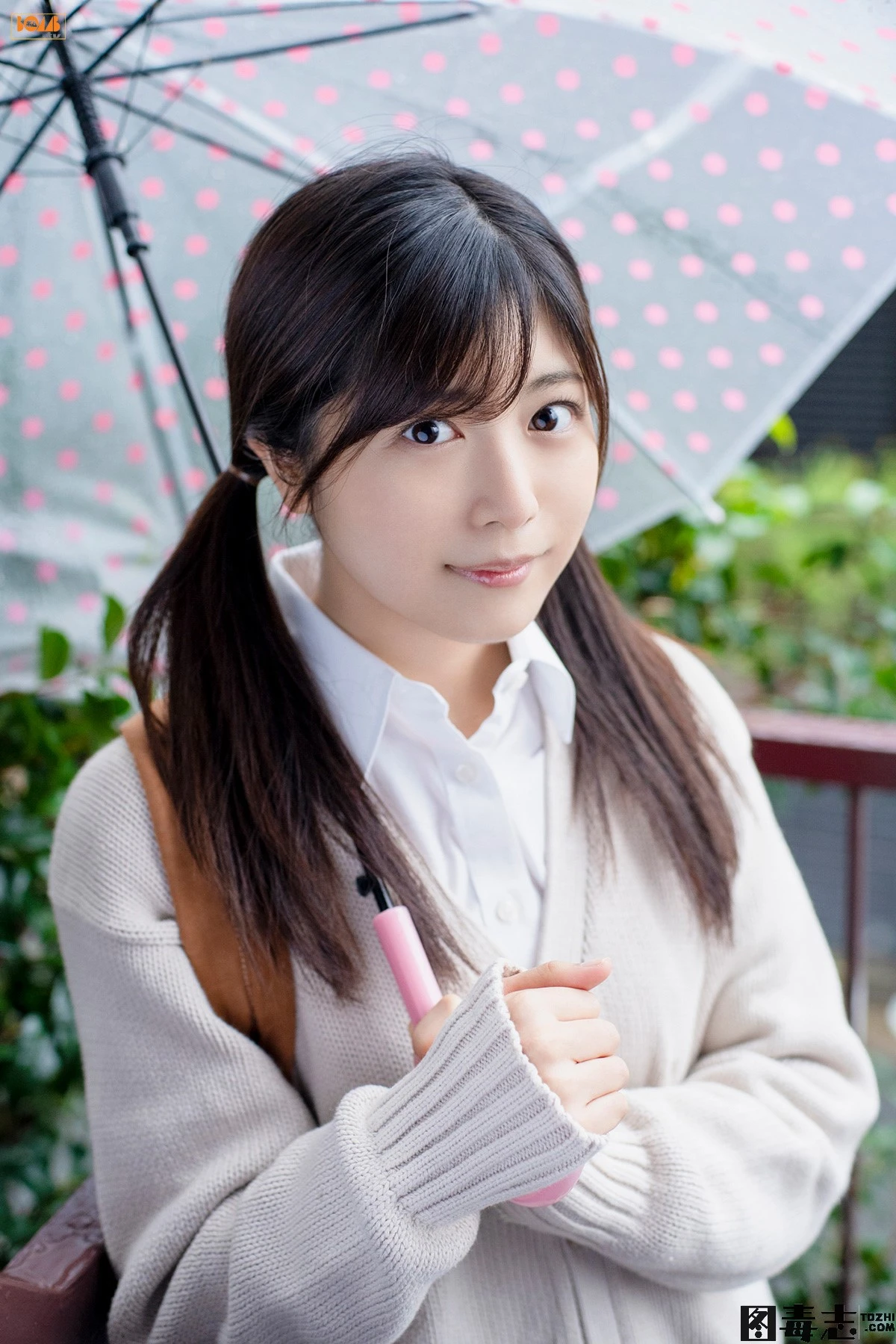 [BOMB.tv] 2020.01 Rio Yoshida 吉田莉桜『雨の土曜日、君に恋した。』