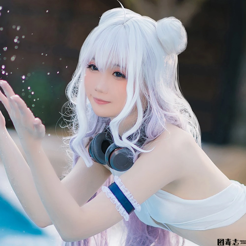 [焖焖碳] 恶毒泳衣