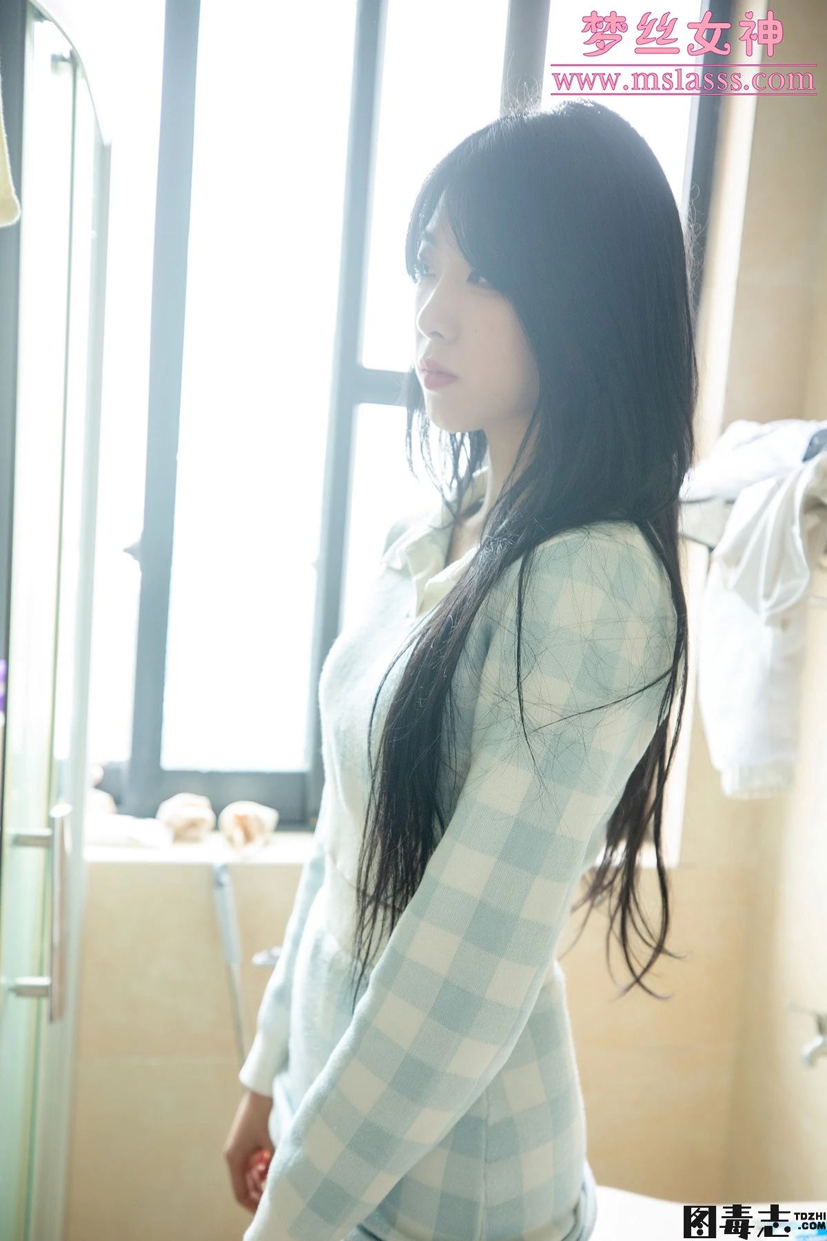[MSLASS]梦丝女神 – 韩飞儿 韩系主播丝袜