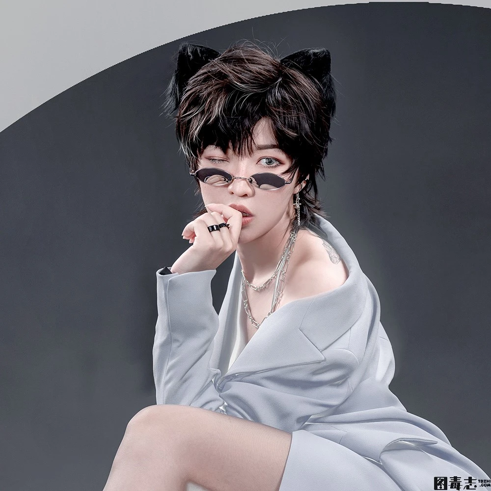 [青青子Js] NO.018 狐狸和狼