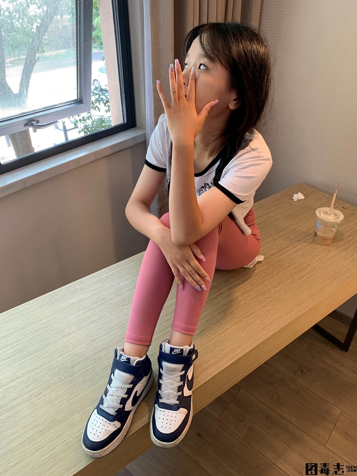 [誉铭传媒] 袜足摄影 2022.10月份整合福利