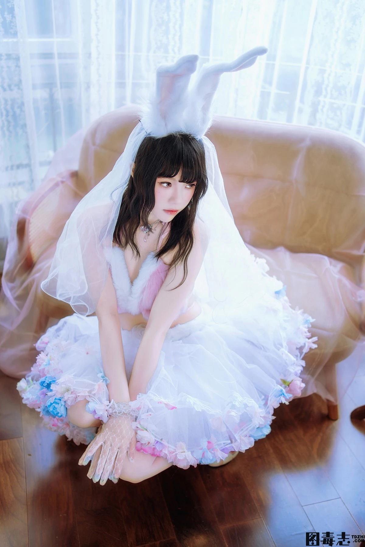 [桜桃喵] NO.160 花嫁兔